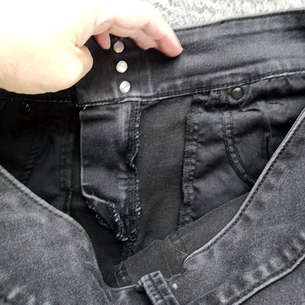Torrid Jeans Womens 14 Black Stretch High Rise Jegging Legging *Read* - Picture 10 of 13